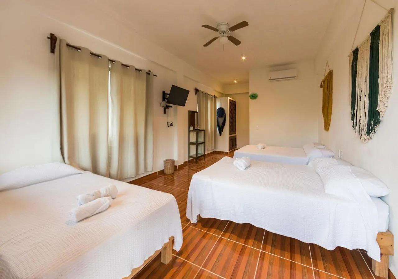 Itza La Veleta Tulum Hotel 3*,
